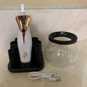 Electronic Makeup Brush Cleaner